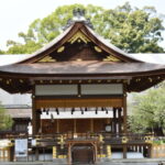 平野神社拝殿